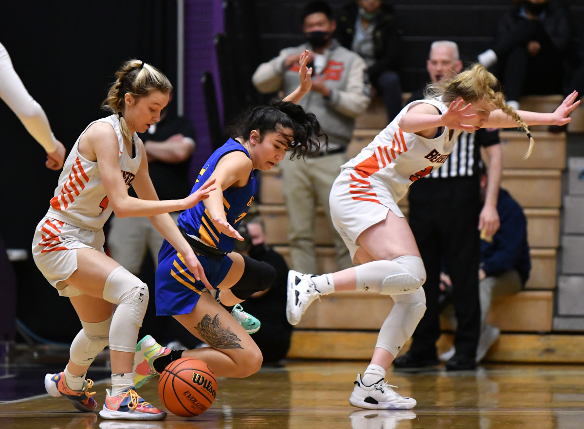 Beaverton Barlow girls basketball Taylor Balkom 24